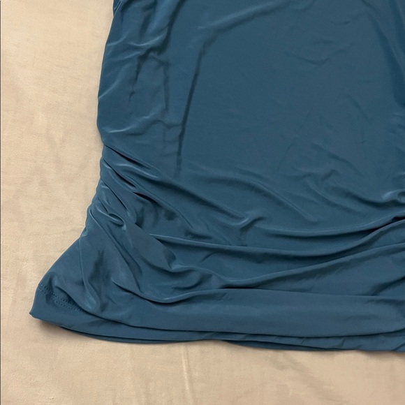 LONDON ROSE Long Sleeve Ruched Side Top - Picture 3 of 3